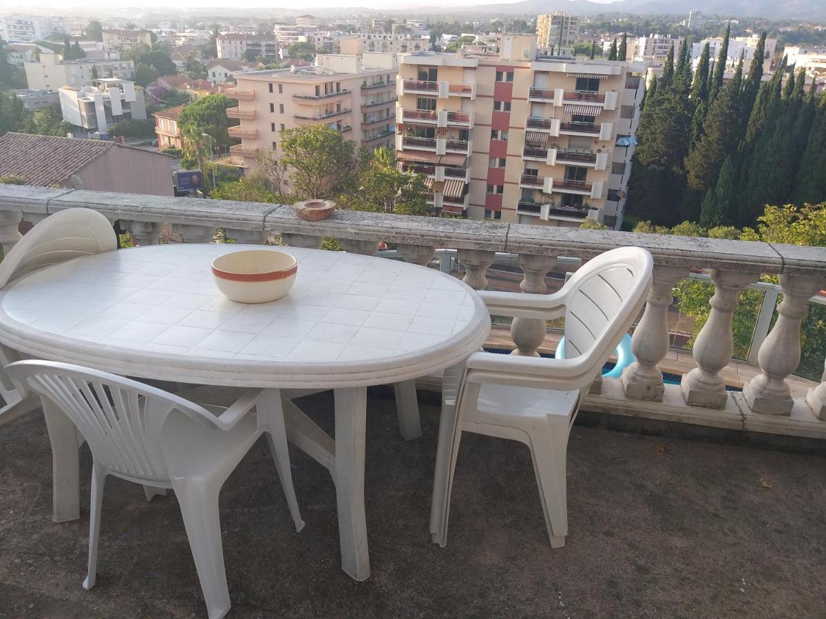 Ravissant Appartement Saint-Raphael Piscine Ngoại thất bức ảnh