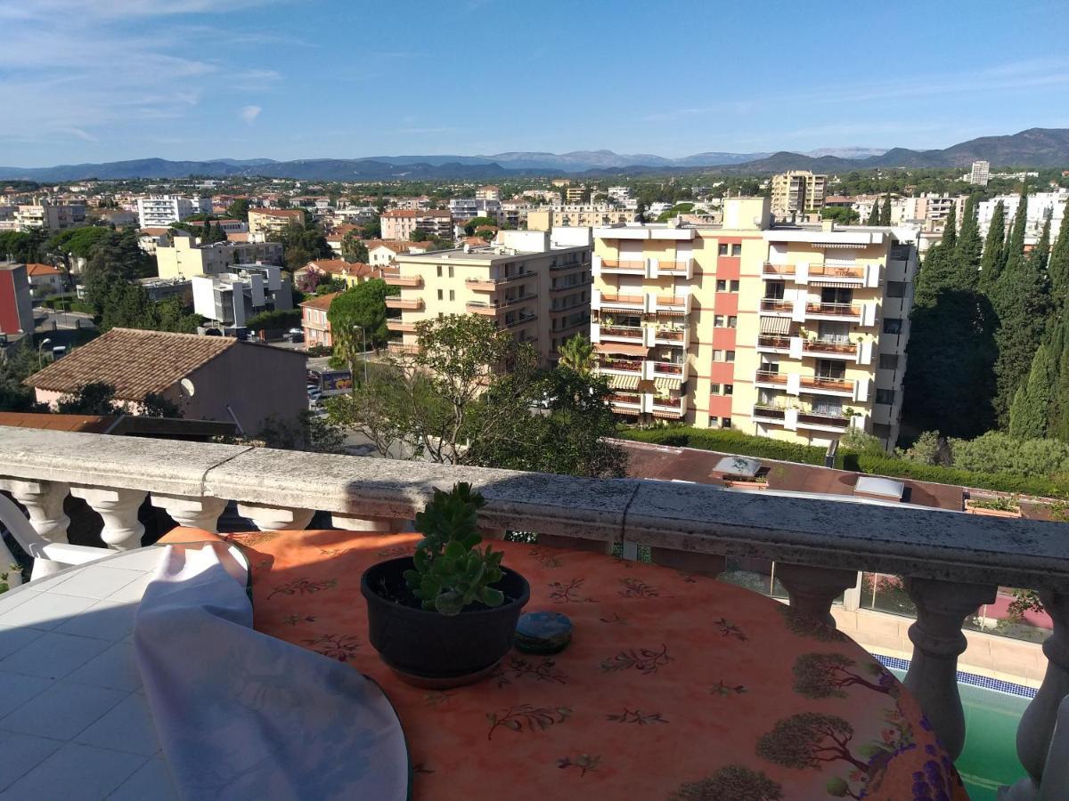 Ravissant Appartement Saint-Raphael Piscine Ngoại thất bức ảnh